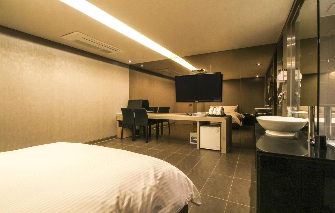 Haeundae Yeoubi Hotel 부산광역시 외부 사진